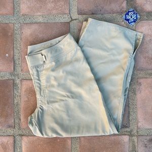 Patagonia Women’s Cropped Pants Size 4